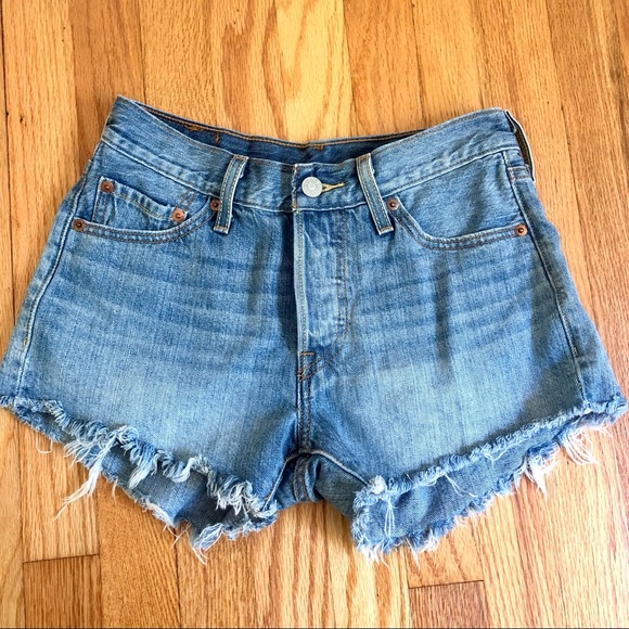 Levi's Pants - Levi’s 501 100% Cotton Shorts size 25